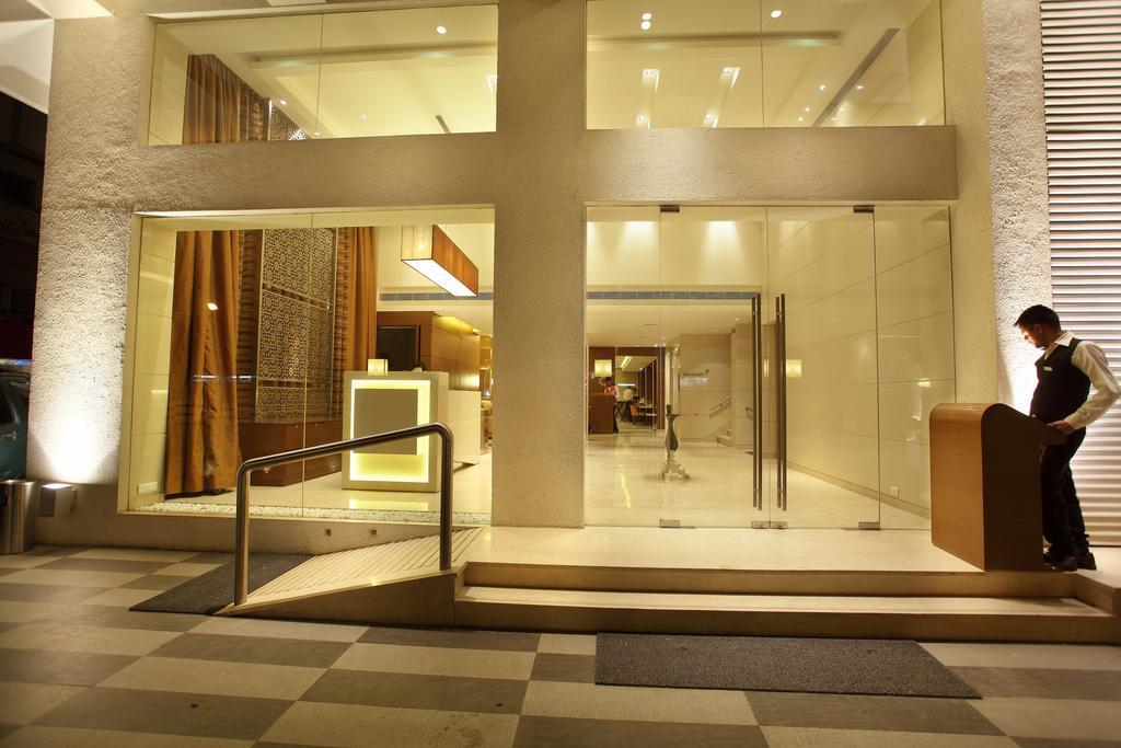 Comfort Inn Legacy Раджкот Екстер'єр фото