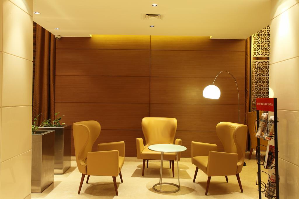 Comfort Inn Legacy Раджкот Екстер'єр фото