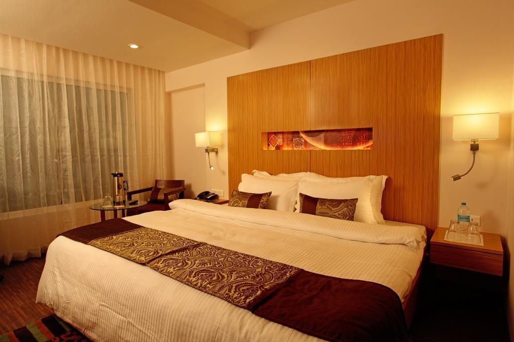 Comfort Inn Legacy Раджкот Екстер'єр фото